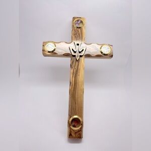 Genuine Olive wood cross with pigon in the  middle to represent peace
